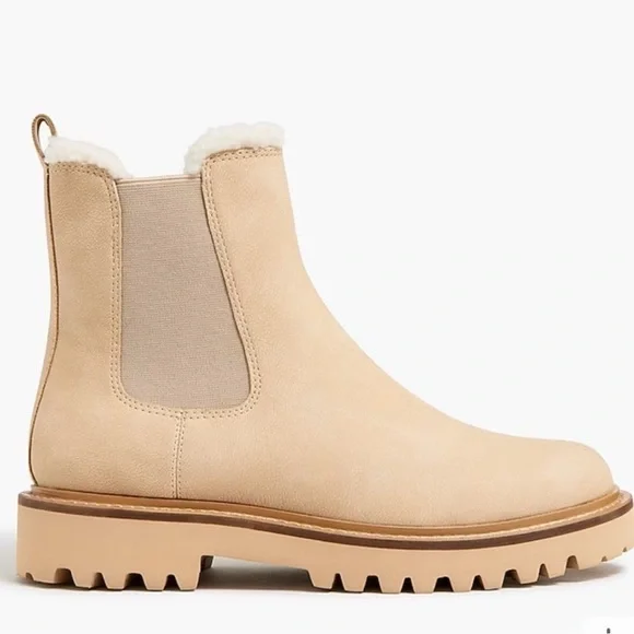 NWT J.Crew Sherpa-Lined Lug Sole Chelsea Boots | Natural Tan | 10.5 | SOLD OUT - Picture 2 of 7
